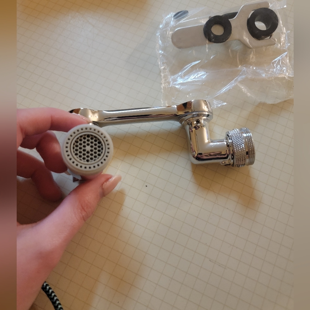 1080 swivel faucet extender with 2 modes - Picture 7 of 7